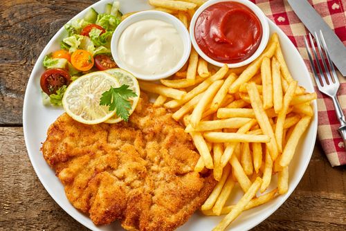 Pommes Schnitzel Gipfel In Berlin Julia Klockner Schmeckt Der Kinderteller Nicht eskarte